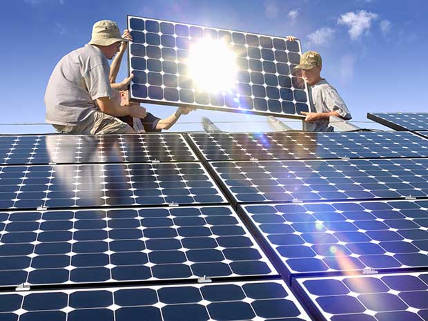 Cât costă un parc fotovoltaic? Cum să te încălzești cu energie solară?